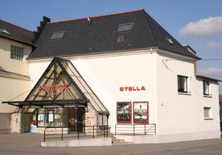 Cinéma Stella : Façade vue de jour
